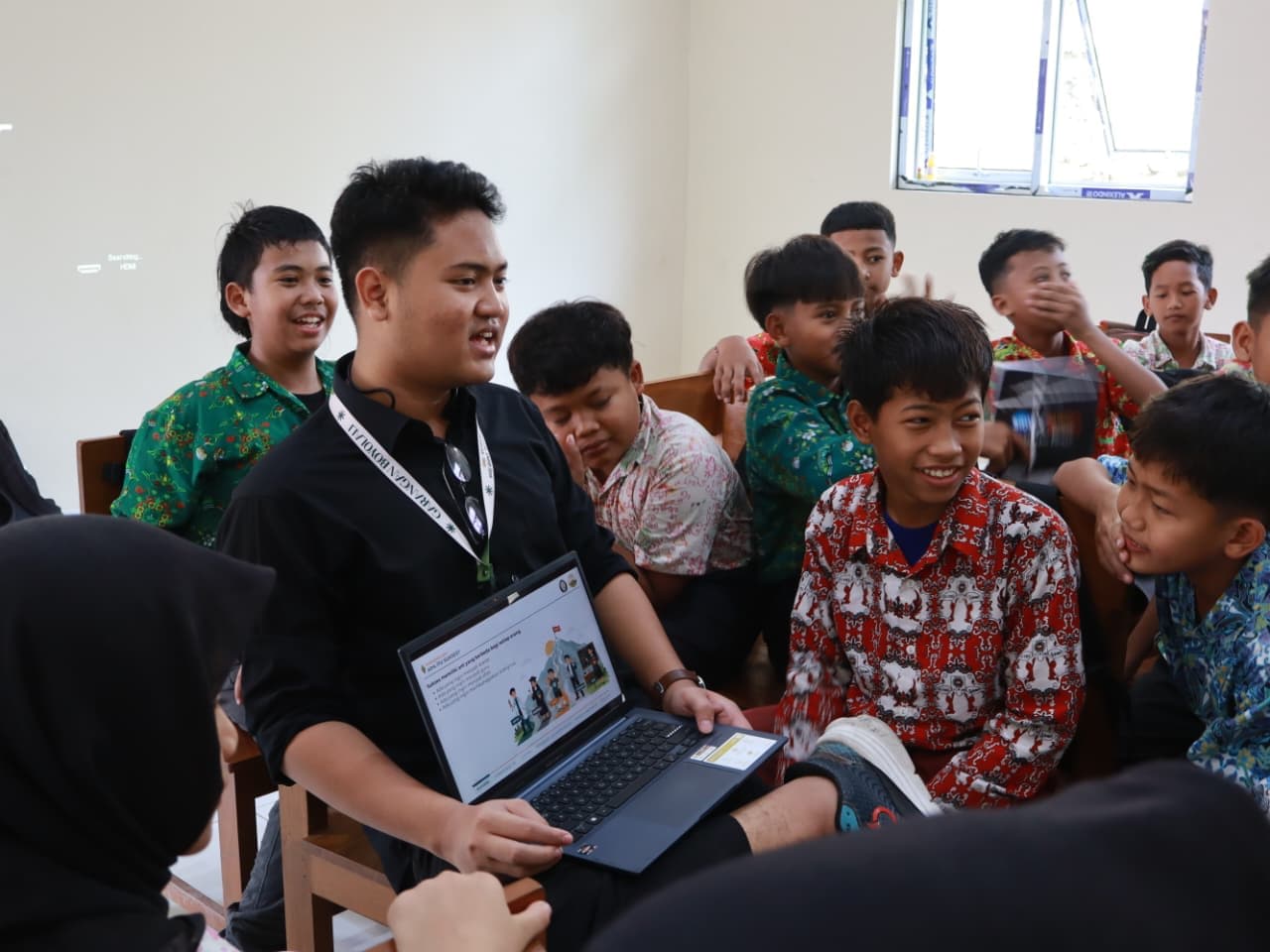 Foto: Mahasiswa KKN Undip Edukasi Budaya Menabung dan Produktif untuk Anak Desa Garangan